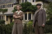 Carey Mulligan as Edith Pretty and Ralph Fiennes as Basil Brown in The Dig.
