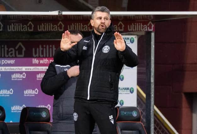 Motherwell manager Stephen Robinson during the Scottish Premiership match between Dundee United and Motherwell at Tannadice Stadium on December 26, 2020, in Dundee, Scotland. (Photo by Ross Parker / SNS Group)