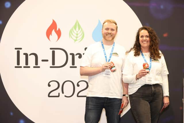 L-R Joe Harris and Paige Gibbons, Lonkero