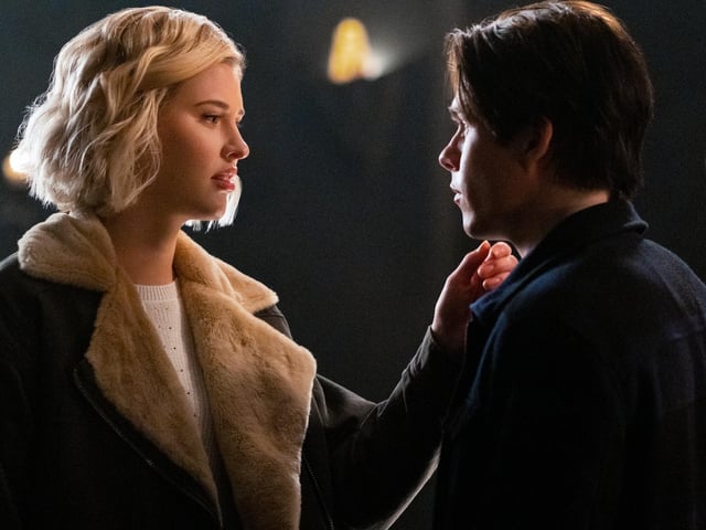 The Order follows college student Jack Morton as he joins the 'Hermetic Order of the Blue Rose' - a secret society which practices magic. As he goes deeper into the history of the organisation, dark family secrets emerge.
