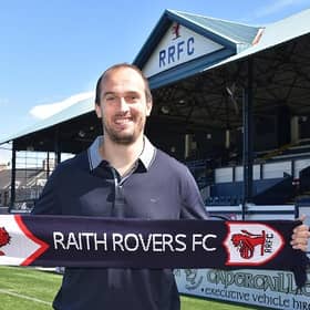 Jamie MacDonald signs for Raith Rovers. Photo: Tony Fimister