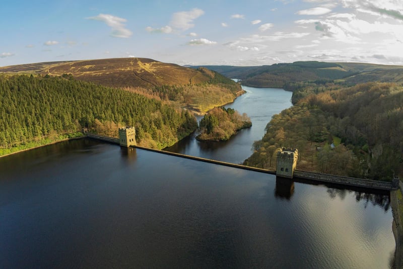 James Lowery returns with a quite frankly wonderful photo of an aerial view over Howden Dam.
This is a brilliant picture James.