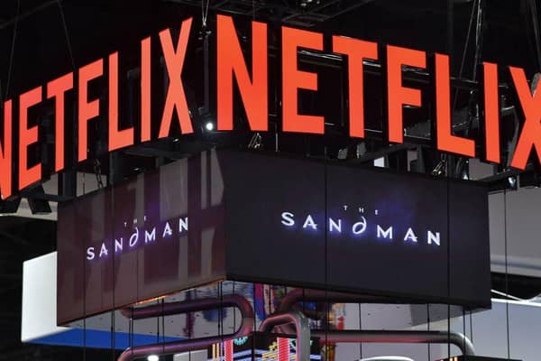 What will you watch on Netflix this evening? (Photo by CHRIS DELMAS/AFP via Getty Images)