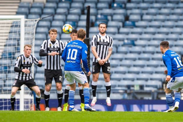 Glenn Middleton sends his free-kick into the net to put St Johnstone 2-0 up. (Photo by Craig Foy / SNS Group)
