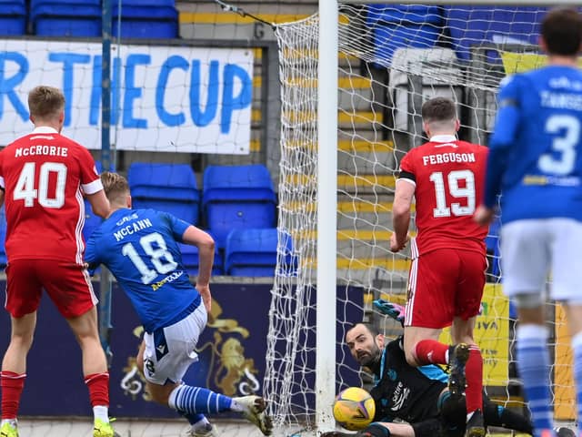 Aberdeen goalkeeper Joe Lewis makes an important late block to deny Ali McCann in Saturday's 1-0 win over St Johnstone in Perth  (Photo by Paul Devlin / SNS Group)