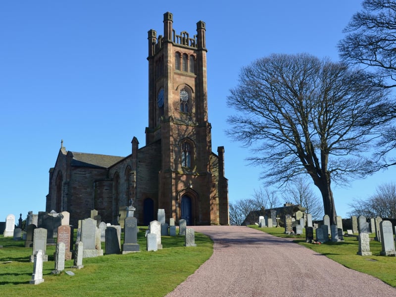 The name of this village is said to originate from the Gaelic word ‘cill’ (pronounced “keel”) which means ‘church’. The full title is ‘Cill Dúnchad’ which is thought to represent Saint Duncan or ‘Donnchad’, an abbot of Iona, who passed away in 717.