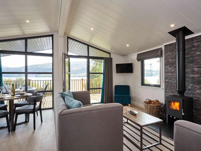 With floor-to-ceiling windows, the stunning scenery is always in view.