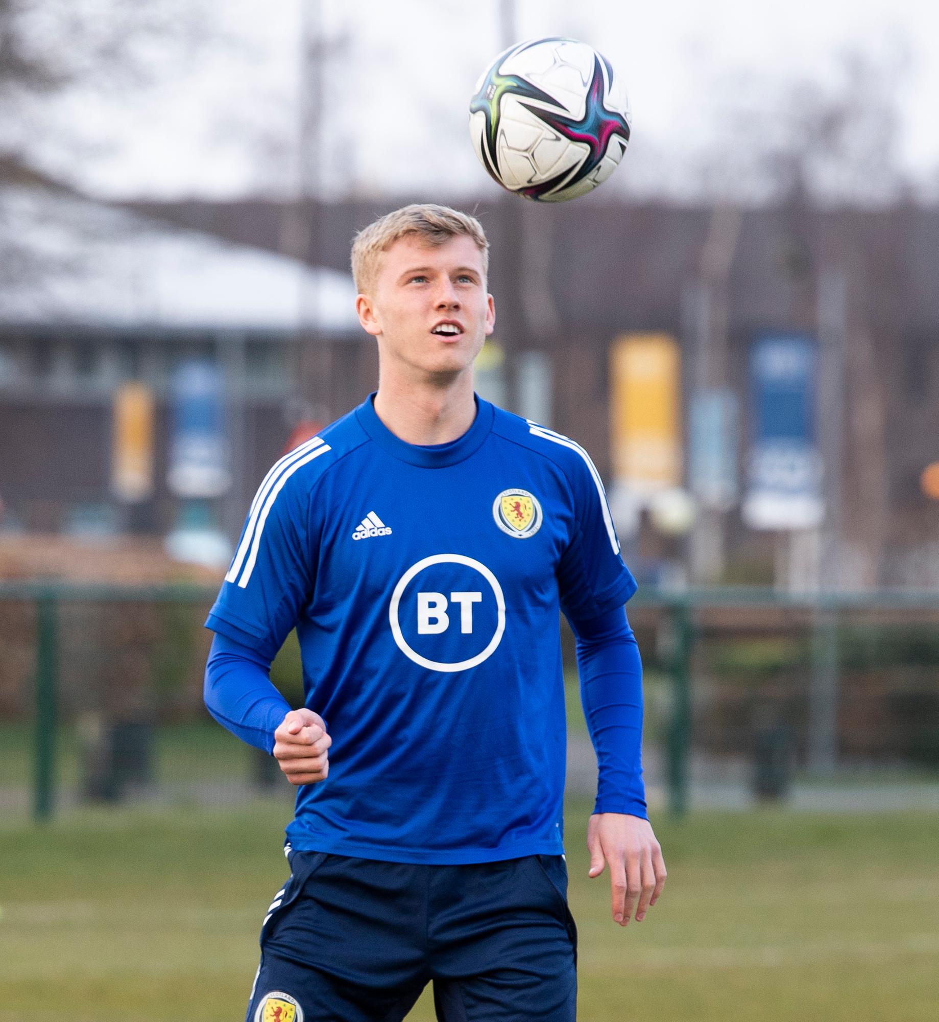 Josh Doig on why he 'absolutely loves' playing for Hibs and maturing as ...