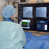Artificial intelligence (AI) is being used to help provide life-saving operations for heart patients in what is said to be a Scottish first.