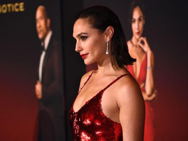 Israeli actress Gal Gadot is no stranger to playing iconic heroes - having made the role of Wonder Woman her own in the recent DC Comics action films. She's 100/1 to repeat the trick with 007.