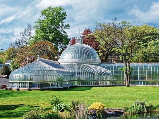 The first entry for Scotland's largest city comes courtesy of the Glasgow Botanic Gardens, which is home to the ornate Victorian Kibble Palace glasshouse. Doughnut00 said: "We had American friends over and took a wander into the Botanics. They were stunned by the glasshouses and it was great for us to see it through the eyes of tourists. You forget how beautiful and stunning the park is and right in the heart of the West End. Then a wander down the river and along to the walkway. Couldn't be better."