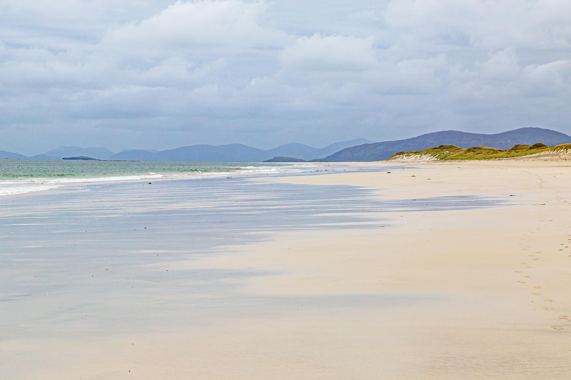 Pantai Hebridean sepanjang tiga mil disebut sebagai salah