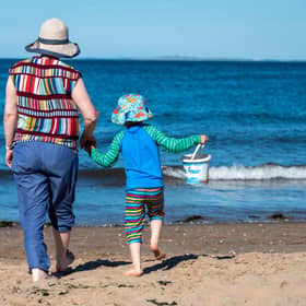 An amber 'extreme heat' warning has been extended to cover a larger part of Scotland as the UK sizzles in an unprecedented heatwave. Picture: Andrew O'Brien