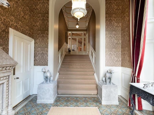 Entrance vestibule.