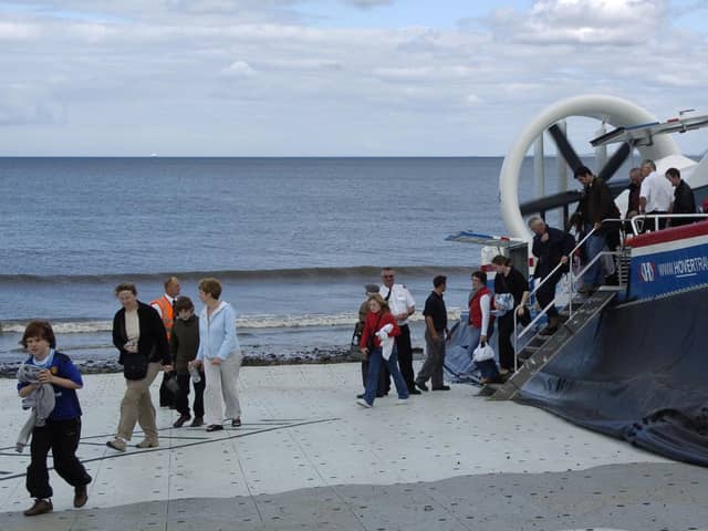 The Forthfast Hovercraft from Kirkcaldy to Portobello in 2007

 

Pic Neil Hanna