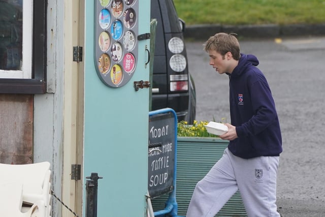 The 21-year-old was also seen having a bite to eat amongst the camera crew at St Andrews harbour during a break in filming on Thursday.