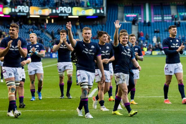 Scotland players wave to the fans after the final Autumn Nations Series match against Japan at BT Murrayfield (Photo by Ross Parker / SNS Group)