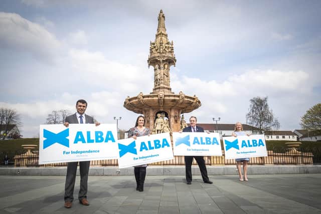 Alex Salmond joins the party's Glasgow candidates Shahid Farooq (left), Ailsa Gray (second left) and Michelle Ferns (right) at the Peoples Palace, Glasgow, to mark the start of its Glasgow campaign.