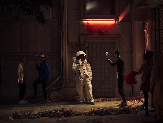 A scene from Apples PIC: Bartosz Swiniarski