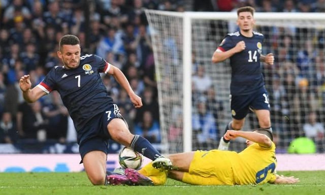 So often reliable for Scotland, he had a real off-night. Slack in possession and missed a gilt-edged header from close range. Booked for a late tackle. Not his day at all. 4