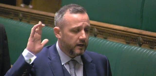 Steven Bonnar crossed his fingers while being sworn into the Commons