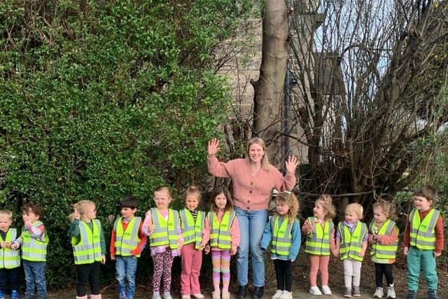 Amy Brolly, Optometrist Director at Specsavers Musselburgh, was invited to visit Links Nursery School to speak to pupils.