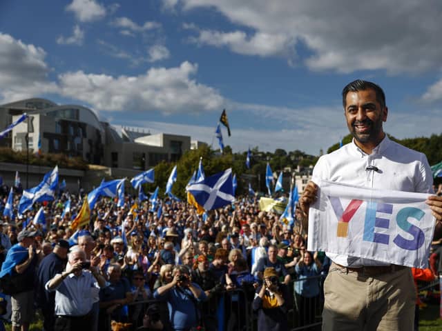First Minister Humza Yousaf at an independence rally. Image: Jeff J Mitchell/Getty Images.