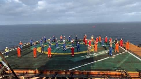 Offshore workers on the Bruce platform in the North Sea show their appreciation.