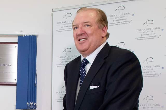 16/11/16
TORRANCE PARK GOLF CLUB - MOTHERWELL
Sir David Murray (right) joins Councillor James Coyle as they officially open the new Torrance Park Golf Club clubhouse