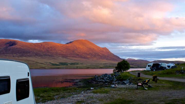 Perfectly located on the shores of Loch Naver in the Highlands, with a direct view of Ben Klibreck, the Altnaharra Caravan Club Site in Lairg is perfect for those wanting to escape, with the nearest shops over 20 miles away.