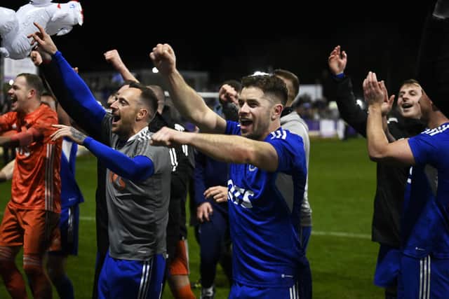 Andrew Stirling and the Darvel team celebrate last season's Scottish Cup win over Aberdeen. (Photo by Rob Casey / SNS Group)