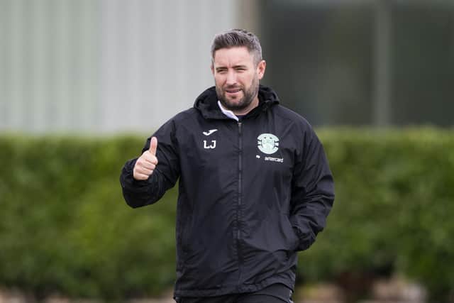 Manager Lee Johnson during Hibs' final training session at HTC ahead of flying to Switzerland for the second leg against Luzern. (Photo by Paul Devlin / SNS Group)