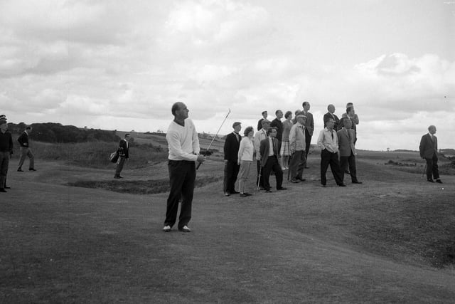 Eric Brown playing to the 9th green on the Eden Course during the St Andrews Open Championships in 1964.