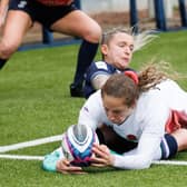 England score a second try through Abby Dow against Scotland.