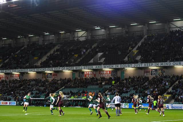 Hibs and Hearts will play in front of a record-breaking crowd on Sunday at Easter Road. (Photo by Paul Devlin / SNS Group)