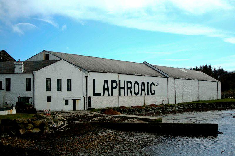 Laphroaig distillery (founded in 1815) is located on the south coast of the Isle of Islay. The Gaelic behind its name means ‘the beautiful hollow by the broad bay’ although it has also been associated with the Norse “breid-vik” which means broad bay. You pronounce its name like “la-froyg”.