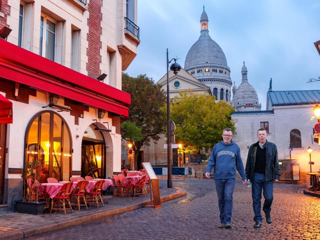 Now in the approximate 1,000-mile radius from Leith, The Proclaimers would finally be able to enjoy the va va voom of France. When embarking on a crusade for the love of your life, the romantic City of Lights (Paris) certainly wouldn't be a bad choice.