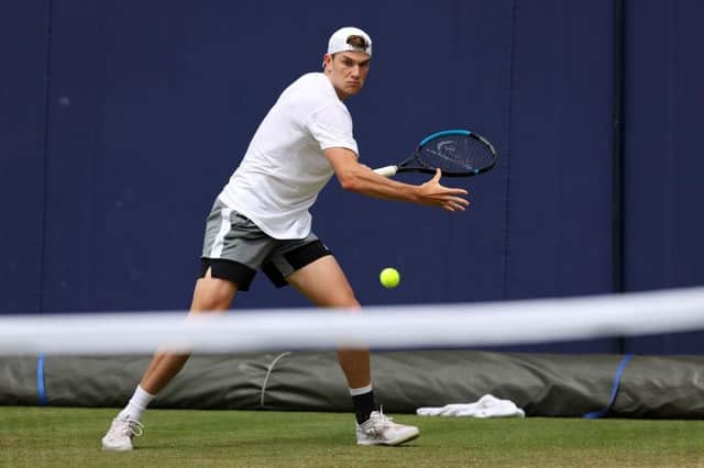 Jack Draper of Great Britain practices prior to the cinch Championships at The Queen's Club on June 12, 2022 in London, England. (Photo by Luke Walker/Getty Images for LTA)