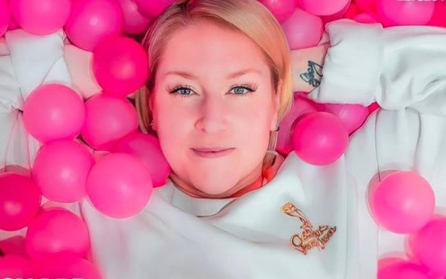 "Kate Barron's a redoubtable performer, a frank, instinctively filthy comic who seemingly wants you to take her as she is." Jay Richardson on Kate Barron: Losing Myself (Just the Tonic at The Tron (Just the Tonic at The Tron) (Venue 51), until 28 August).