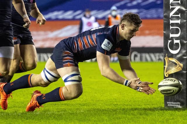 Magnus Bradbury was first to the ball to score a second-half try for Edinburgh against Glasgow Warriors. Picture: Ross Parker/SNS