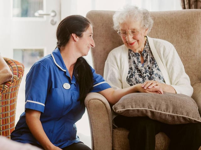 Like so many care homes in the area, The Limes in Mansfield Woodhouse has posts available for full-time and part-time healthcare assistants. The home operates on a shift system and needs caring individuals to look after residents who include people with dementia and other illnesses.