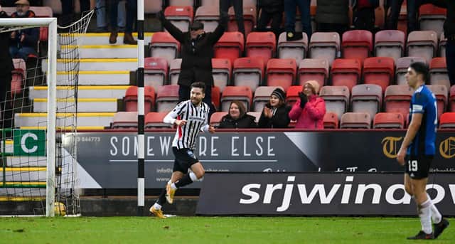 Ryan Dow celebrates making it 1-0 for Dunfermline against Hamilton. (Photo by Rob Casey / SNS Group)