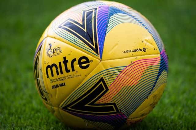 cinch SPFL Premiership match ball.