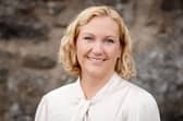 Dr Eve Hanks