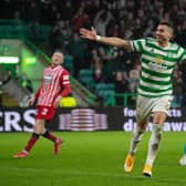 Giorgos Giakoumakis celebrates making it 2-0 to Celtic. (Photo by Craig Foy / SNS Group)