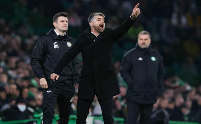 St Mirren manager Stephen Robinson directs his players during the 2-0 defeat at Celtic Park. (Photo by Craig Williamson / SNS Group)