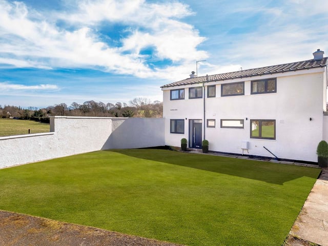 Primrose Drive will feature eight substantial five-bedroom homes, each of the same luxurious Willow style with prices ranging from £565,000 to £575,000.