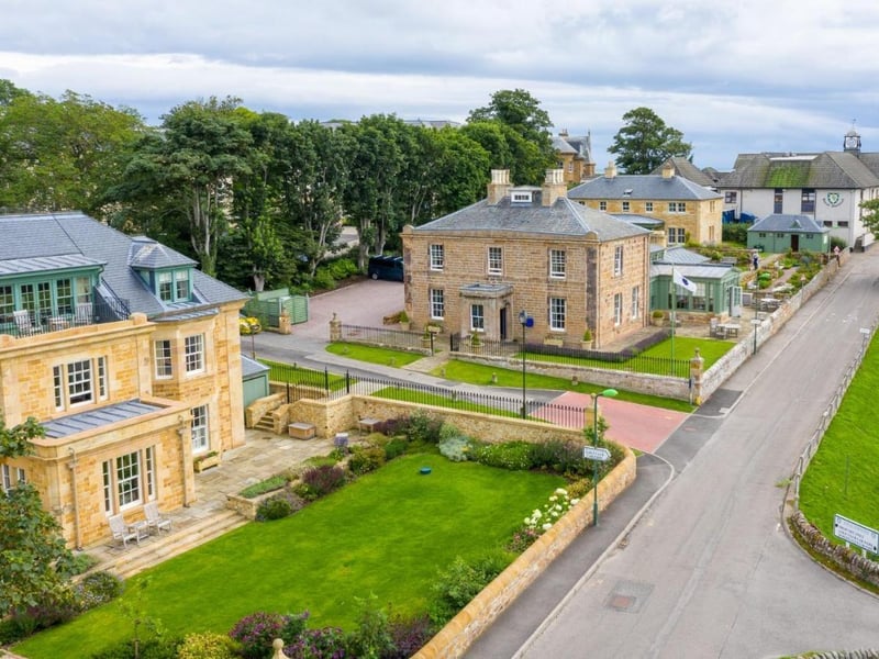 Situated 50 yards from the first tee of Royal Dornoch Golf Club, in the Scottish Highlands, Links House is an exquisite luxury boutique hotel, comprising 15 stunning rooms in three buildings. There are two restaurants – MARA specialising in the best of Highland produce and the Courtroom Restaurant which also features a wine bar with live music. paulbmorris said: "This covered all the basis. Great room great service great food. Nothing was to much trouble. We will return if only for the food and delightful service. A little gem to be savoured."