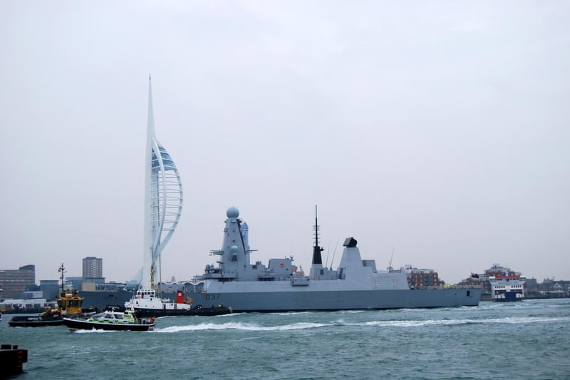 22nd March 2013. HMS Duncan enters Portsmouth Harbour for the first time. Picture: Paul Jacobs  (13811-1)
