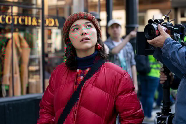 A Christmas romance proves opposites attract in 100% rated Netflix series Dash and Lily.